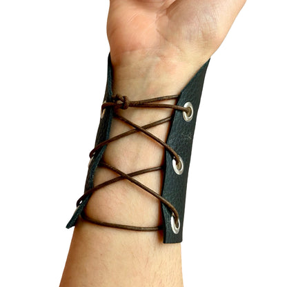 KINK KBH // HANDCRAFTED - SHAPESHIFTER SKIND ARMBÅND