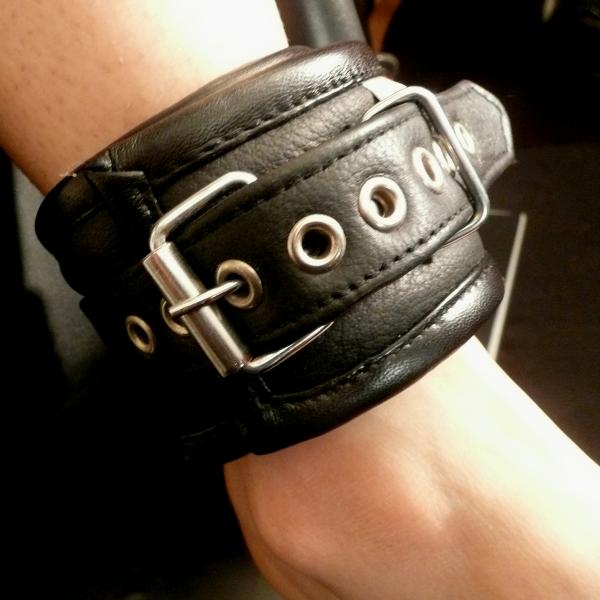 MCHURT - WOTAN MANCHETTER